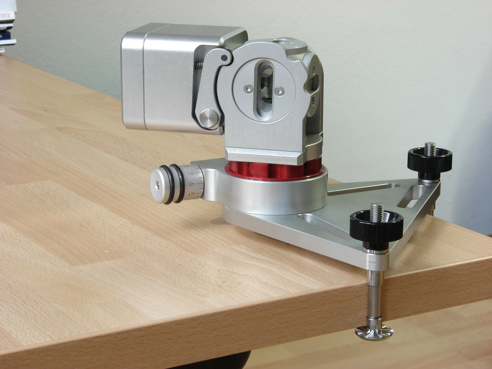 Drehtisch zur Justage eines Rotationslasers