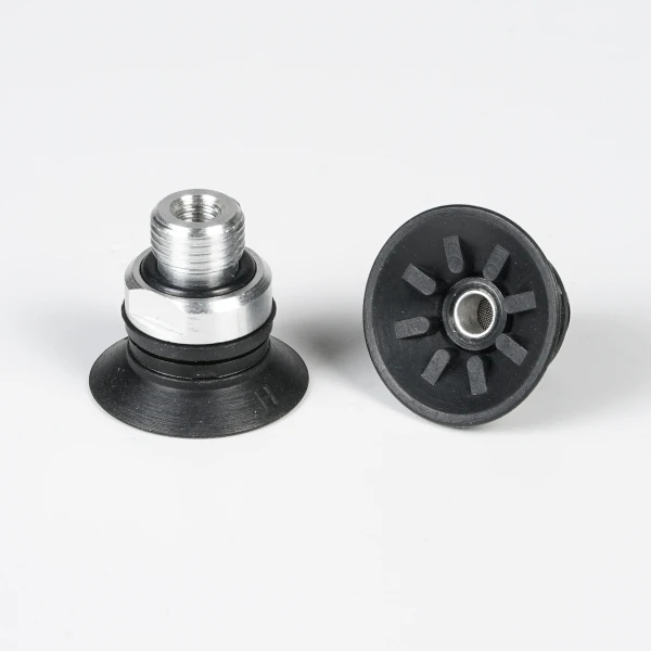 Sauggreifer mit Filtersieb